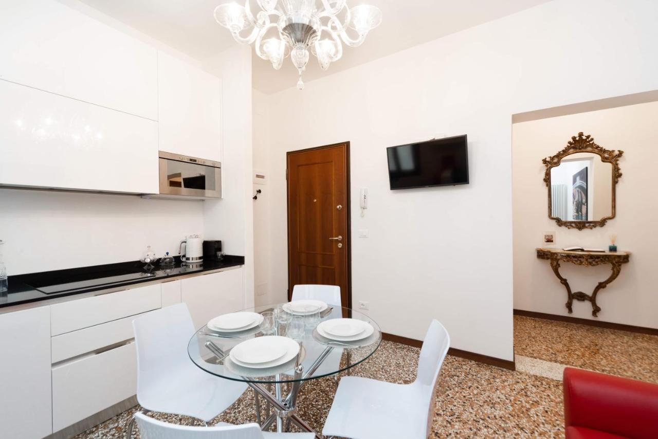 Just Urban Stays - Castello 5067 Boutique Apartment Velence Kültér fotó