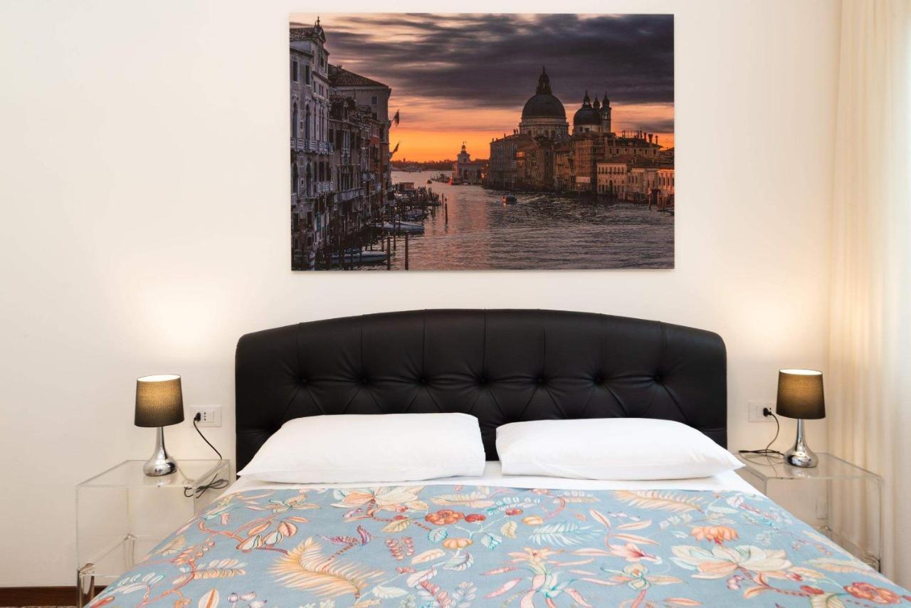Just Urban Stays - Castello 5067 Boutique Apartment Velence Kültér fotó